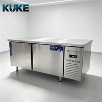 Table de préparation réfrigérée commerciale à refroidissement par air, plan de travail en acier inoxydable avec réfrigérateur sous comptoir pour cuisine de restaurant
