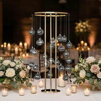 Support de table moderne en métal doré pour fleurs, centre de table élégant en fer avec boule suspendue pour mariage, décoration de centre de table de mariage