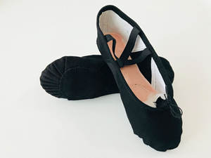 E5022 Jolie conception de chaussures de danse de ballet souples sans dentelle chaussures de ballet pour les tout-petits filles - Product Image 4