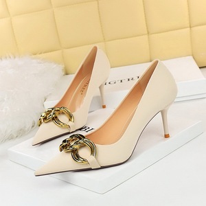 Trendy Color Big Chain Ladies Pointed Toe <b>Pumps</b> Fashion Heels for Women - Product Image 5