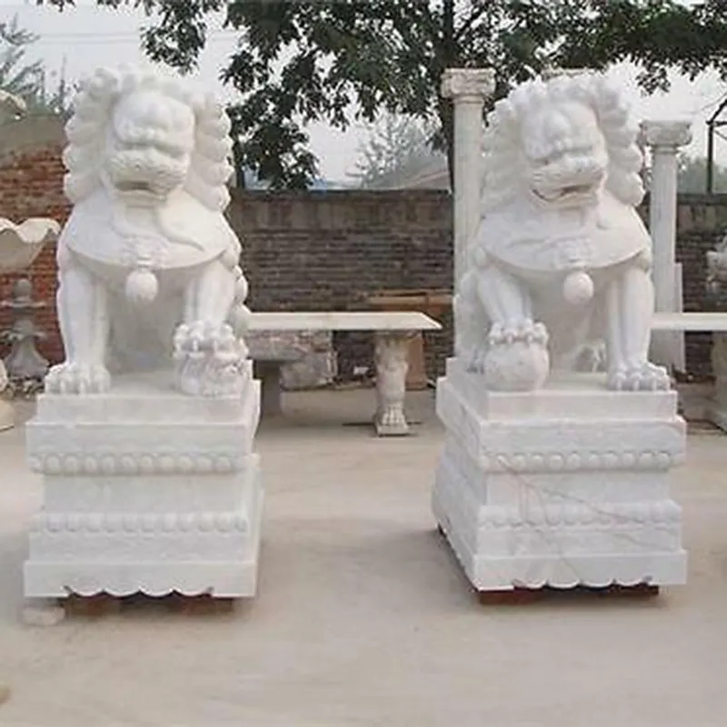 2023 vendita calda a grandezza naturale porta del cancello marmo leone scultura marmo leone statua marmo naturale pietra leone per la decorazione del giardino