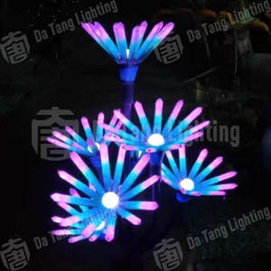 Luces Decorativas Mystic Garden para Parques de Atracciones, Paisajes y Eventos, Instalación Artística de Iluminación - Product Image 4