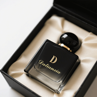 Nouveau Design Clair Bouteille De Parfum 100ml 30ml 50ml Bouteille De Parfum De Luxe Portable Parfum Atomiseur Parfum Bouteille En Verre Avec Bouchon