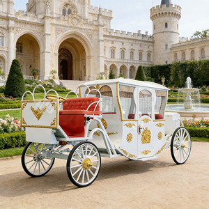 Calèche royale européenne classique, faite à la main, en bois et métal, tirée par des chevaux, pour mariage et accessoires de cinéma - Product Image 1