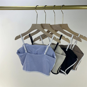 Completo Sportivo da Donna a Vita Alta ad Asciugatura Rapida con Colori a Contrasto, Schiena Scoperta, Abbigliamento Aderente per Fitness e Yoga - Product Image 3