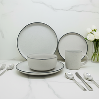 Ensemble de salle à manger en céramique moderne |   Assiettes et tasses blanches émaillées |   Vaisselle élégante résistante au four pour la maison, l'hôtel et le restaurant