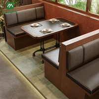 Ensemble table et chaises en bois et cuir pour restaurant commercial moderne, design moderne durable et respectueux de l'environnement pour les cafés, les cafétérias et les hôtels