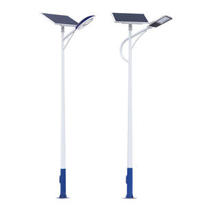 ไฟถนนอลูมิเนียมกลางแจ้งพลังงานแสงอาทิตย์พร้อมรีโมทควบคุมกันน้ำสำหรับสวน2000W 600W 800W 1000W - Product Image 1