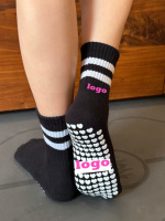 Chaussettes de Pilates à coupe basse pour femmes, antidérapantes, à double adhérence, avec rayures, pour Reformer de yoga, de haute qualité, avec logo personnalisé, du fabricant Glacier