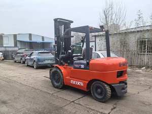 Montacargas Mini Diésel/Eléctrico CPCD50 de 5 Toneladas - Montacargas HELI con Motor y Caja de Cambios Originales a Precio Económico - Product Image 2