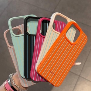 Coque de téléphone en TPU à rayures fraîches pour Apple pour <span class=keywords><strong>iPhone</strong></span> 17Pro Max 16/15Pro 12/<span class=keywords><strong>11</strong></span> XR avec grand trou et poignée inclus - Product Image 1