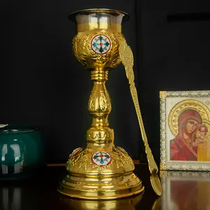 Calice Sacro Decorativo per Chiesa Cattolica Ortodossa, Coppa d'Oro della Vita con Motivo a Foglia d'Uva, Calice Cerimoniale - Product Image 1