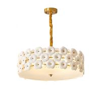 Lustre de chambre à coucher romantique à la française, luminaire suspendu en céramique et en verre à fleurs de luxe, pour la décoration de la salle à manger à la maison
