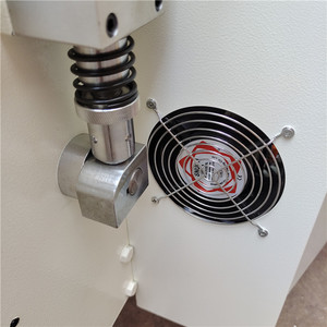 Máquina automática de encolado de carpetas para hacer cajas de cartón, maquinaria de encolado plegable de cartón corrugado para alimentos, Metal frío, para hacer cajas de cartón - Product Image 5