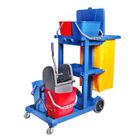 Chariot de nettoyage multifonctionnel pour personnel d'entretien avec rangement verrouillable, essoreuse à serpillères et organisateur de linge pour hôtels et restaurants