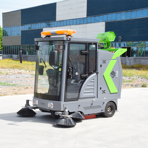 Nouvelle balayeuse routière électrique OEM avec système de pulvérisation d'eau, contrôle de la poussière, polissage de l'asphalte, machine de nettoyage de sols pour chantiers de construction - Product Image 4