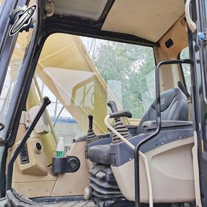 Excavadora Usada CATERPILLAR 320C 99% Nueva, CAT 320CL, en Buenas Condiciones y Disponible Globalmente - Product Image 5