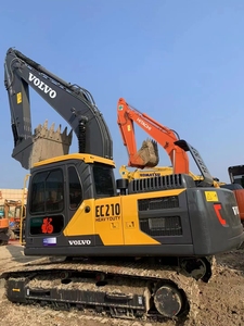 Excavadora Usada Volvo EC210B de 21 Toneladas, Gran Estabilidad, Excavadoras Hidráulicas de Orugas en Venta, en Buenas Condiciones y Disponibles - Product Image 5