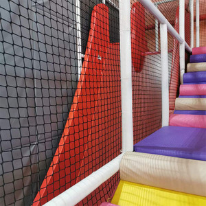 ตาข่ายกีฬาแบบมืออาชีพ ตาข่ายกีฬาวอลเลย์บอล ฟุตบอล โพลีเอสเตอร์ PP PE แบบไร้ปม สำหรับกีฬาในร่มและกลางแจ้ง - Product Image 4