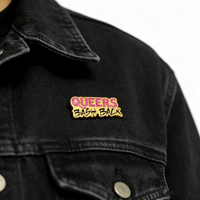 Badges en alliage métallique de haute qualité, nouvelle série d'éléments lettrés, épingles en émail personnalisées, décoration de revers et de sacs à dos, vente en gros pour vêtements