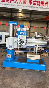 <span class=keywords><strong>Perceuse</strong></span> à <span class=keywords><strong>colonne</strong></span> radiale polyvalente à entraînement mécanique avec établi réglable pour la fabrication - Machine à percer à <span class=keywords><strong>colonne</strong></span> radiale et presse à percer radiale - Product Image 3