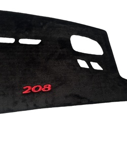 Tapis de tableau de bord Luerman Superfine Style pour <span class=keywords><strong>Peugeot</strong></span> <span class=keywords><strong>208</strong></span> 2014-2018 RHD, protection contre la poussière - Product Image 2