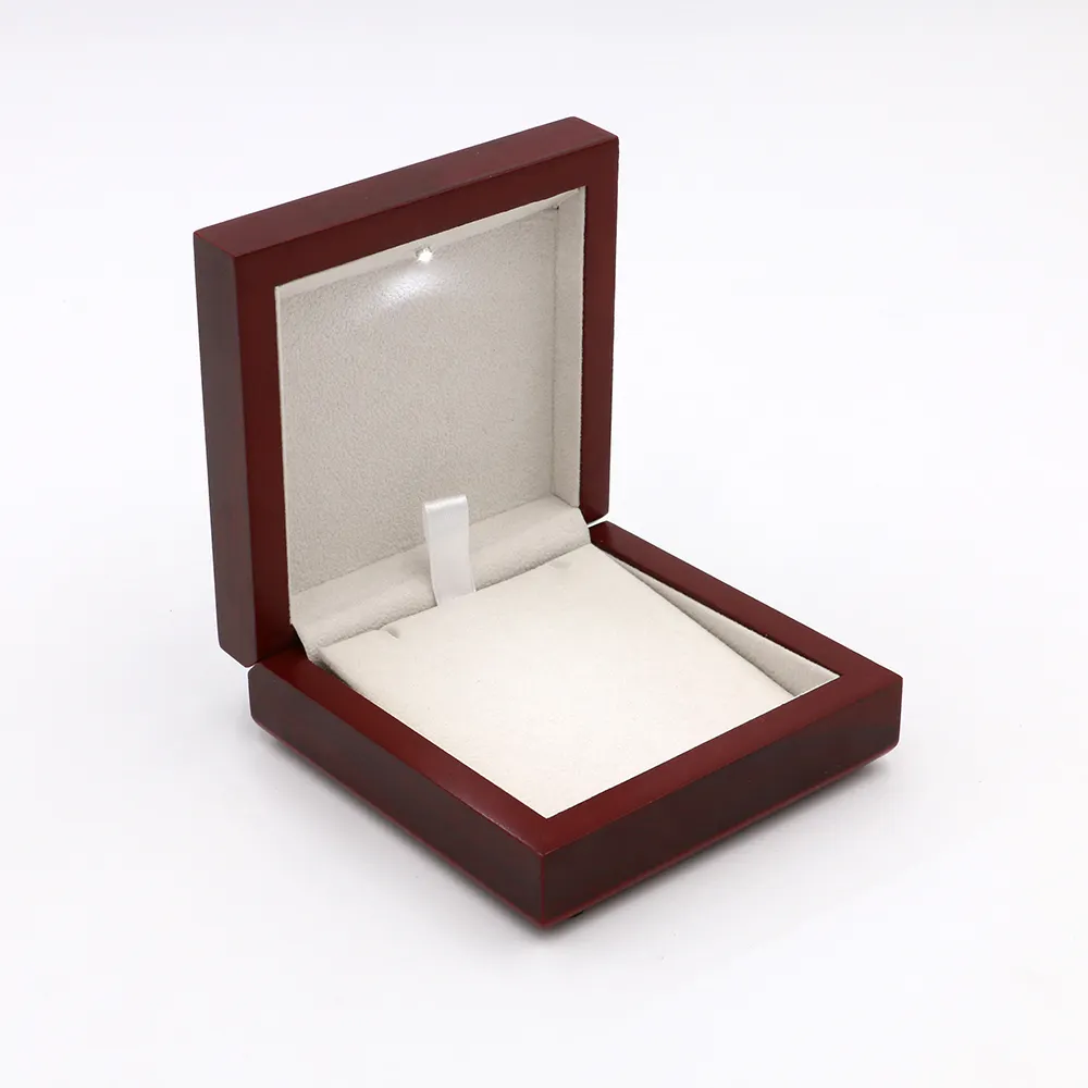 Scatola di imballaggio in legno di moda espositore per collana di gioielli in legno con ciondolo regalo di lusso leggero a LED