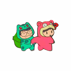 Broche en métal émaillée personnages classiques Pokémon : Pikachu, Eevee, Charmander, Squirtle, Bulbasaur - Product Image 1