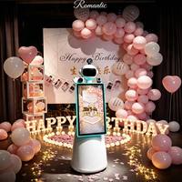 Cabina de Fotos Robótica con Impresión Bajo Demanda, Diseño Automático, Borde Personalizado, Entrega Inmediata para Tiendas de Recuerdos y Regalos