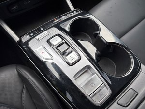 Sin accidentes 2022 GRIS El Nuevo SUV Diésel 2.0 Automático con Modo Todoterreno, un SUV Versátil en Venta - Product Image 5