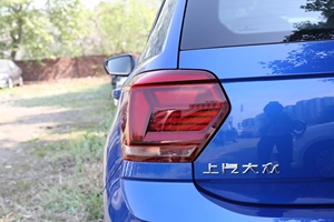 Offerta Speciale: VW <span class=keywords><strong>Polo</strong></span> Plus <span class=keywords><strong>2021</strong></span> 1.5L Usata, Versione Color Tech, Hatchback a Basso Consumo, Vendita all'Ingrosso per Africa e Medio Oriente - Product Image 2