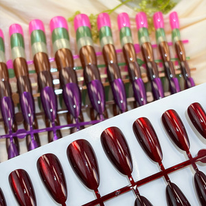 Nouvel An <span class=keywords><strong>Faux</strong></span> <span class=keywords><strong>ongles</strong></span> à presser couleur bordeaux, dégradé, assortis par taille, <span class=keywords><strong>autocollants</strong></span> de manucure pour doigts, <span class=keywords><strong>courts</strong></span> carrés - Product Image 4