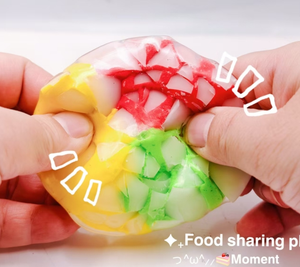 Nuovi donuts croccanti e giocattoli morbidi a forma di zampa di gatto - Palline di cera ultra-morbide fatte a mano al cioccolato, menta e matcha - Product Image 1