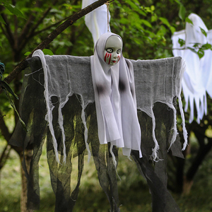 Decoración de Halloween para Exteriores, Calavera Fantasma Espeluznante de Gasa Colgante con Mueca Terrorífica para Fiesta en Casa Encantada - Product Image 4