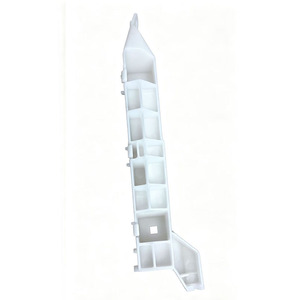 Soporte de Montaje para Parachoques Delantero Mitsubishi L200 Izquierdo y Derecho TyL 180 para Modelo 2009 - Product Image 2