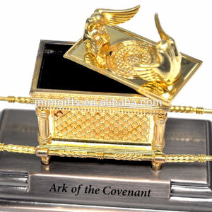 Mini Arche de la Alliance en alliage doré, réplique avec anges, symbole biblique, ornement religieux juif, cadeau de bureau - Product Image 4
