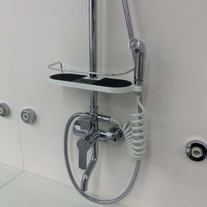 Contemporary Chrome 4-cách tắm đặt cho phòng tắm đơn xử lý cột kết hợp đánh bóng sàn van gốm sạch phun - Product Image 3