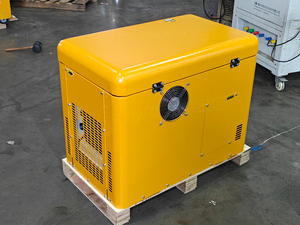 Groupes électrogènes 4 temps 5/6/7/8/10/12/15 kVA 3000/3600 tr/min avec démarrage à distance pour alimentation de secours d'urgence - Product Image 1