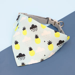 Nouveau Bavoir pour Animaux de Compagnie Mignon, Écharpe Triangulaire, Collier, Serviette Anti-Bave Cartoon pour Chats et Chiens, Polyester, Noël - Product Image 1