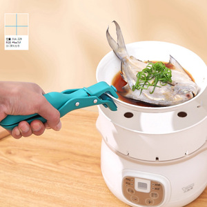 <b>Silicone</b> Bowl Remover Tongs Anti Scalding Kitchen <b>Tool</b> Red And Blue Dishwasher Safe - Product Image 2