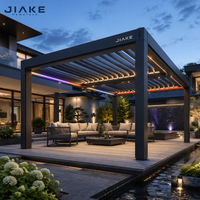 Pergola intelligente en aluminium haut de gamme avec double moteur, LED RGB et capteur de pluie pour cour de villa de luxe