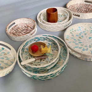 Plateau de service rond en nacre, fait main, de haute qualité, écologique, élégant, avec incrustation florale, couleur personnalisée, avec poignées, en provenance du Vietnam - Product Image 5
