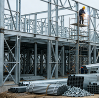 Maison modulaire préfabriquée à structure légère en acier à construction rapide avec toit en tôle d'acier galvanisé prépeint