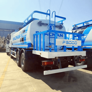 Camión Cisterna Shacman 6X4 de 20000L para Agua Potable, Utilizado para Reducción de Polvo en Obras de Construcción - Product Image 5