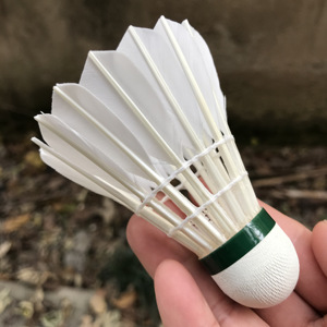 Volantes de entrenamiento de bádminton para interiores, pluma de ganso, precio barato, Exportación de Corea del Sur, buena calidad - Product Image 2