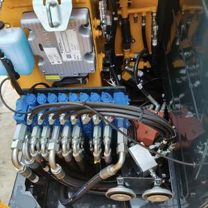 Excavatrice sur pneus Hyundai HW60ECO d'occasion, 6 tonnes, moteur Yanmar, système hydraulique d'origine, mini-pelle pour travaux municipaux - Product Image 6