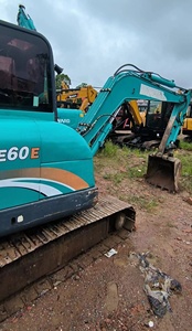 Excavadora de cadenas Sunward Swe60e de marca china a precio económico, excavadora hidráulica pequeña de 6 toneladas, miniexcavadora usada Swe60 en venta - Product Image 5