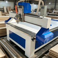 Machine de gravure CNC populaire pour le travail du bois, 26 mètres/minute, routeur multimatériaux pour la découpe du bois destiné aux meubles