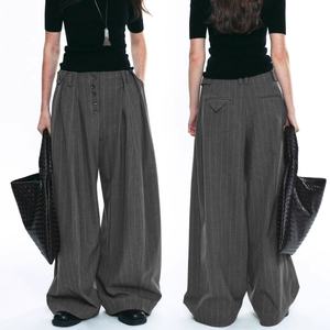 กางเกงขายส่งแฟชั่นลายทางสไตล์ลำลองคุณภาพสูง กางเกงผู้ชายทรงคลาสสิคสบายๆ แบบจีบ - Product Image 5