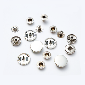 <span class=keywords><strong>Gros</strong></span> <span class=keywords><strong>bouton</strong></span> <span class=keywords><strong>pression</strong></span> en laiton de 17mm <span class=keywords><strong>Bouton</strong></span> <span class=keywords><strong>pression</strong></span> à ressort <span class=keywords><strong>Bouton</strong></span> <span class=keywords><strong>pression</strong></span> en laiton de couleur nickel brillant <span class=keywords><strong>pour</strong></span> <span class=keywords><strong>manteau</strong></span> - Product Image 6